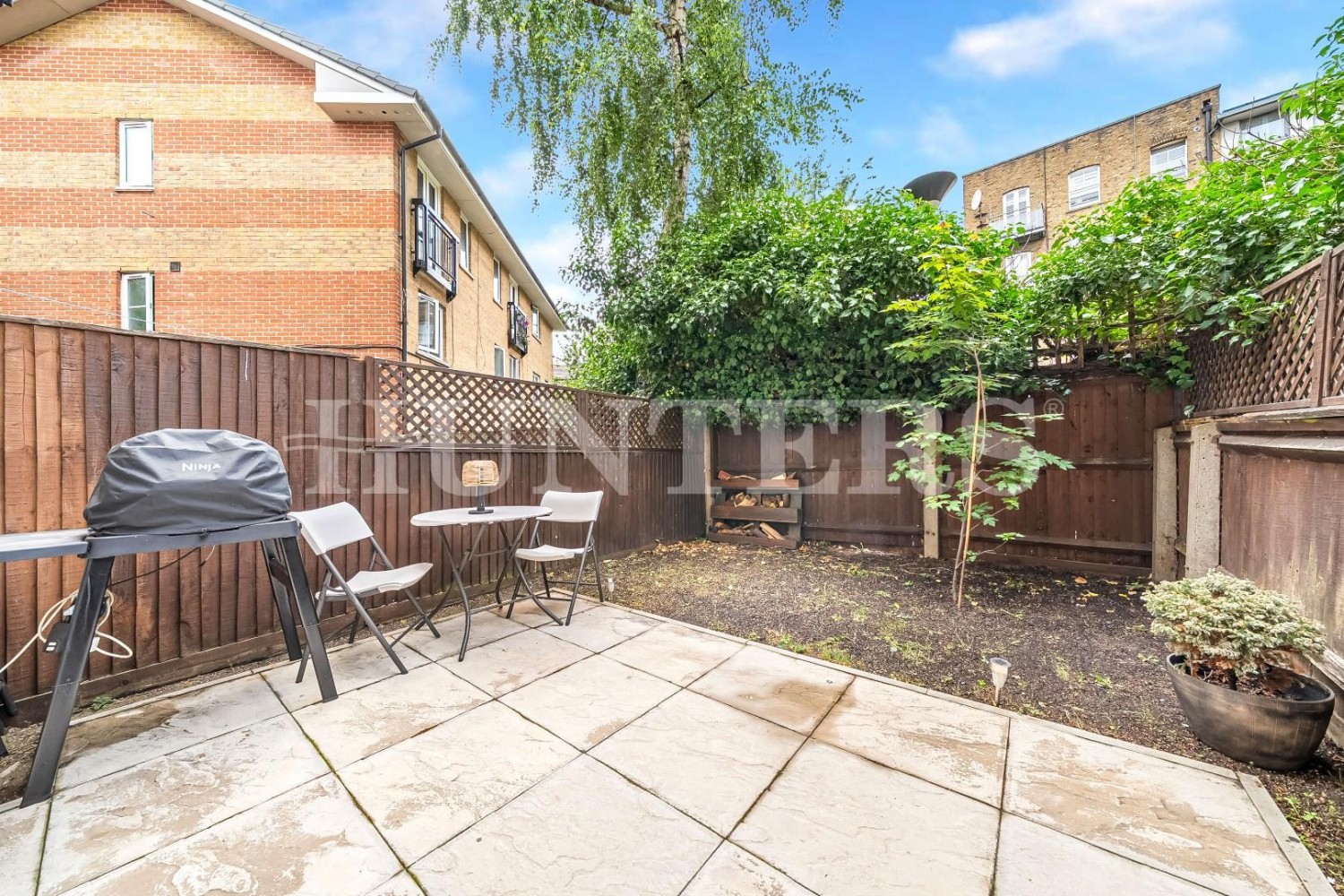 Copperfield Drive, London, N15