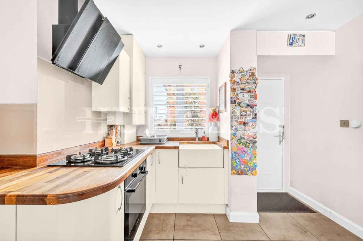 Copperfield Drive, London, N15