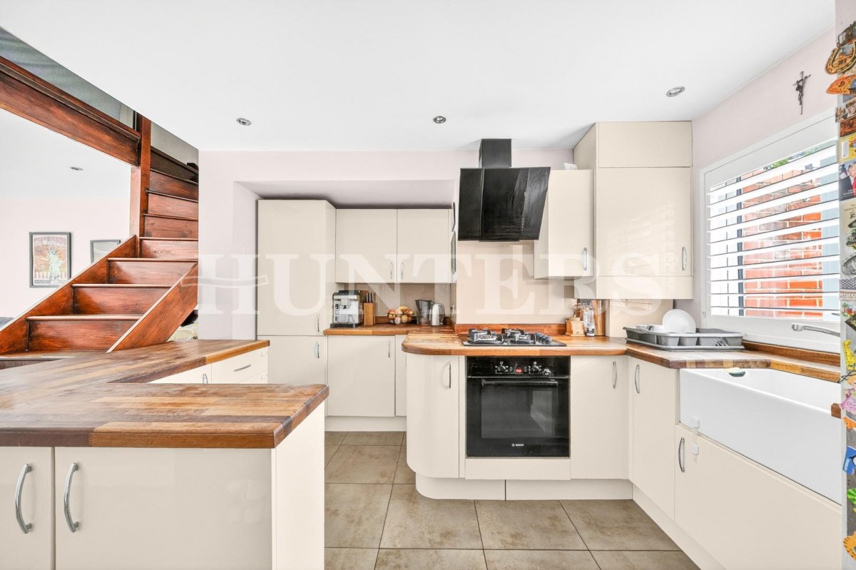 Copperfield Drive, London, N15
