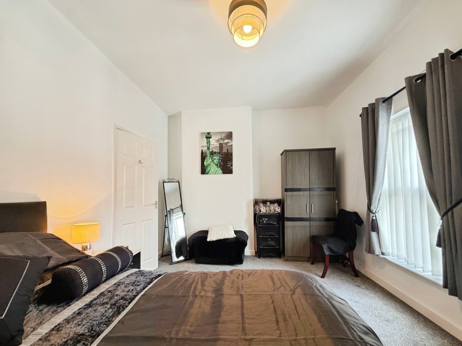 2 bedroom House for sale in Brideoake Street, Leigh