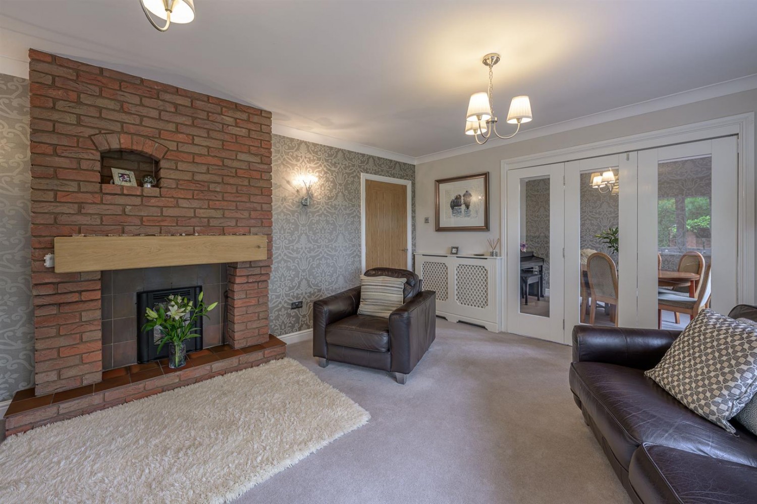 3 bedroom Bungalow for sale in The Woodlands, Stourbridge, DY8 2RA