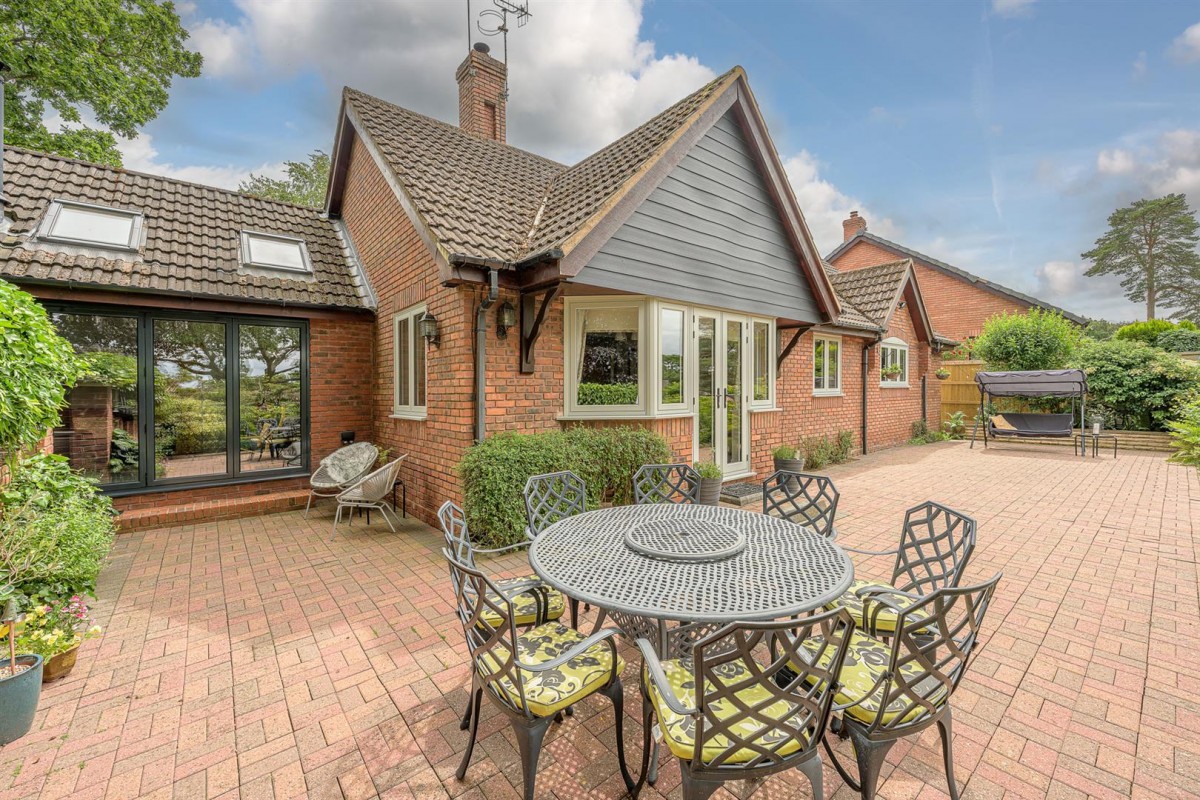 The Woodlands, Stourbridge, DY8 2RA