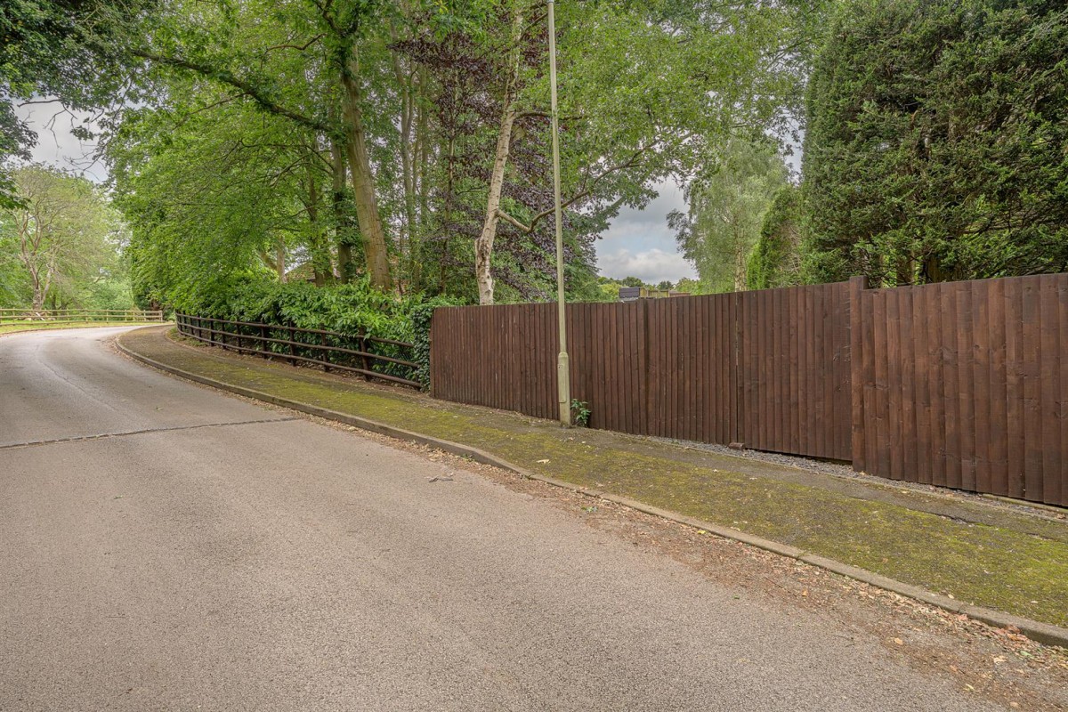 The Woodlands, Stourbridge, DY8 2RA