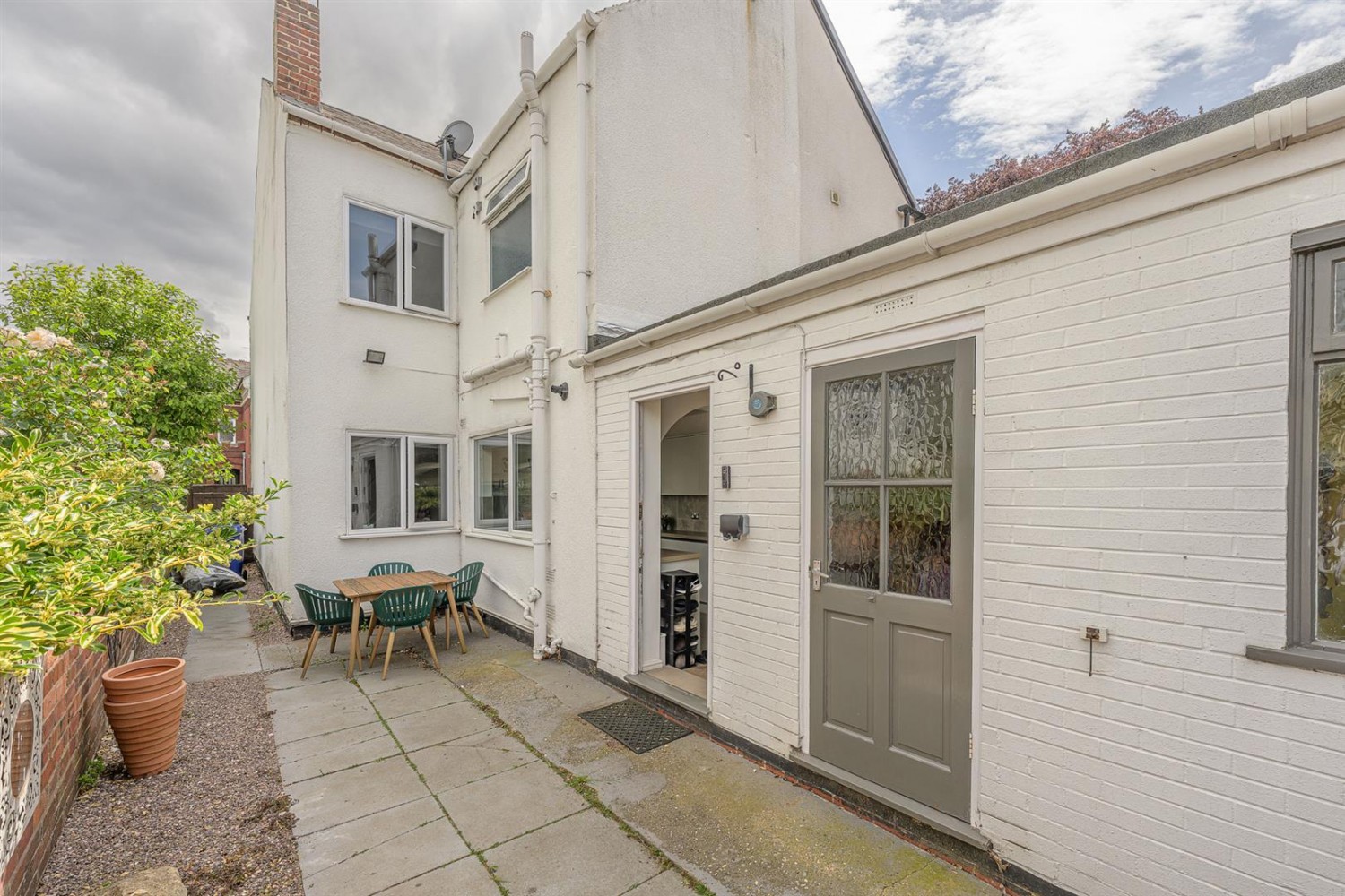 Market Street, Kingswinford, DY6 9LH