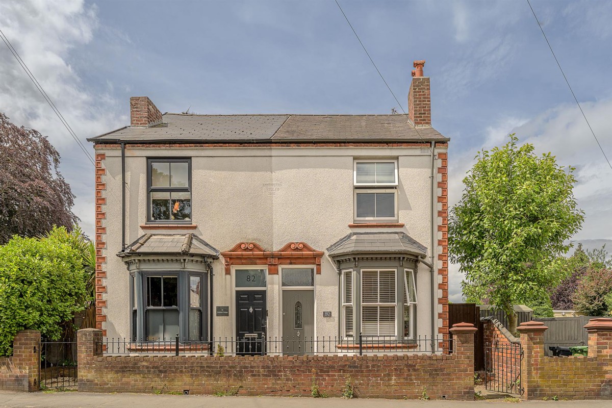 Market Street, Kingswinford, DY6 9LH