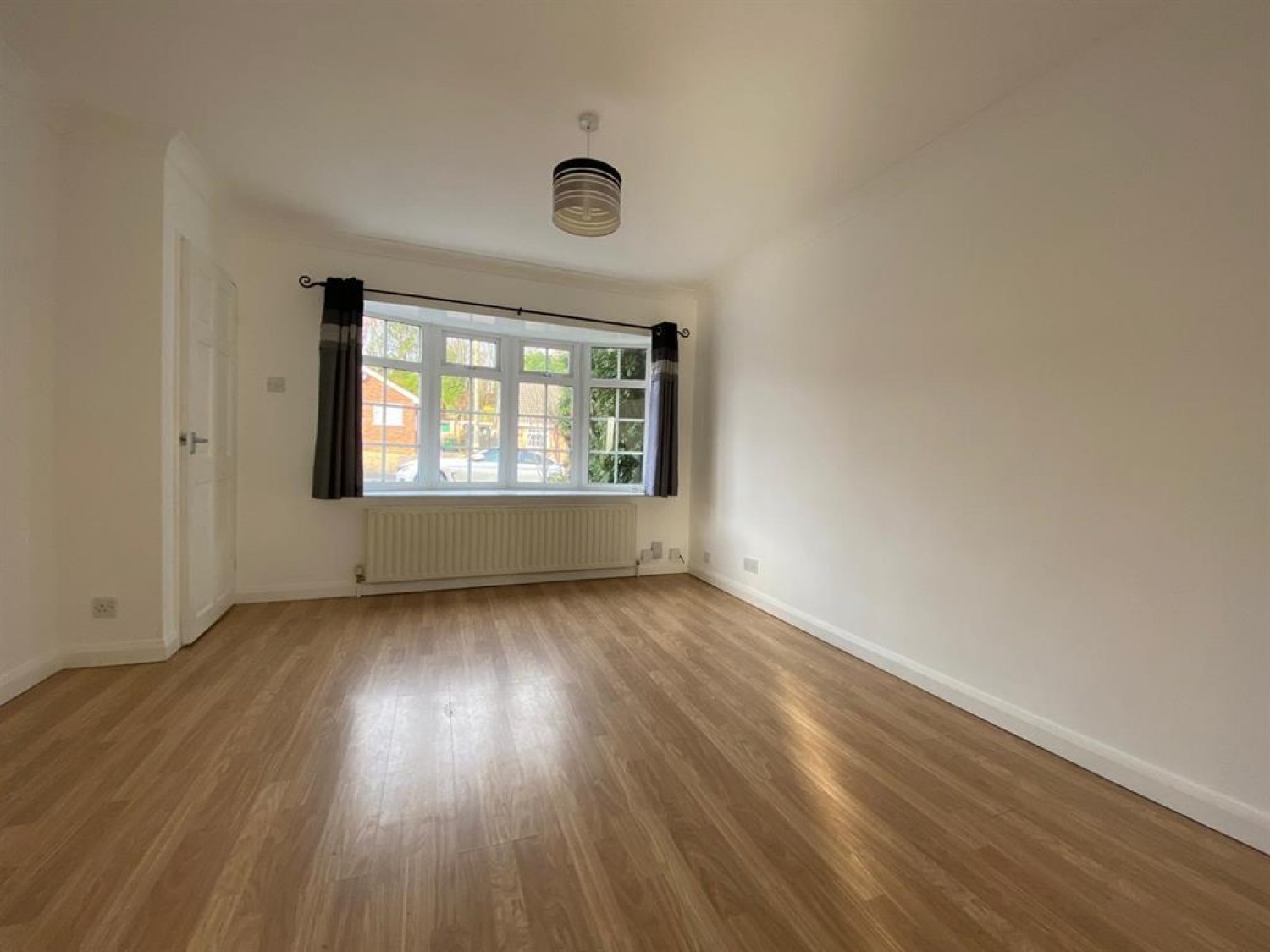 Ragees Road, Kingswinford