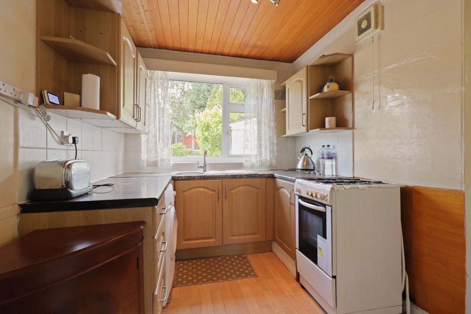 Newfield Green Road, Heeley Green, Sheffield, S2 2BQ