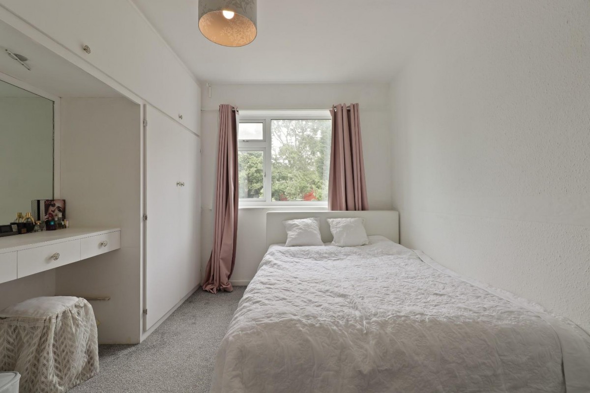 Newfield Green Road, Heeley Green, Sheffield, S2 2BQ