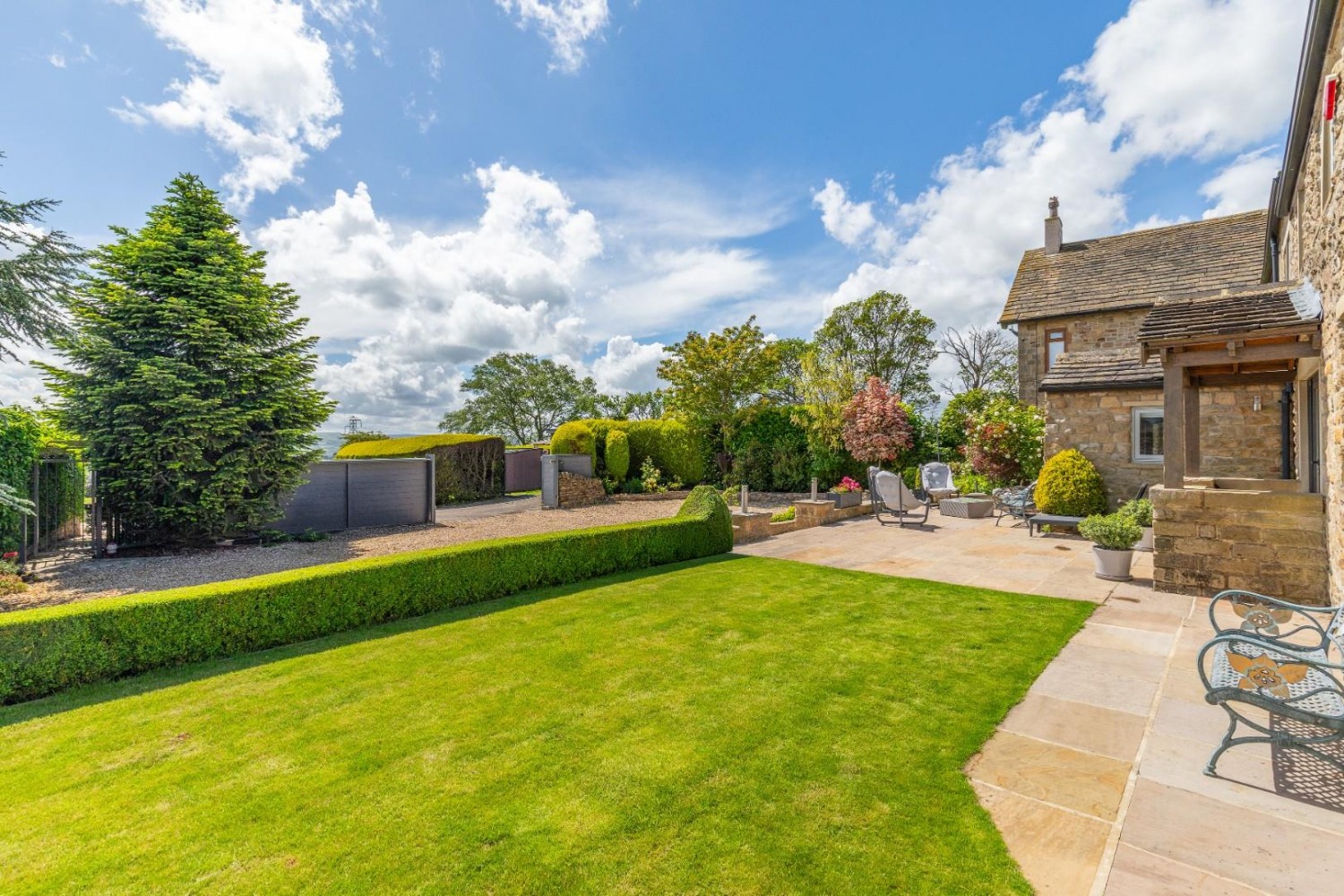 Whitecroft Barn, Otley Road, High Eldwick, Bingley