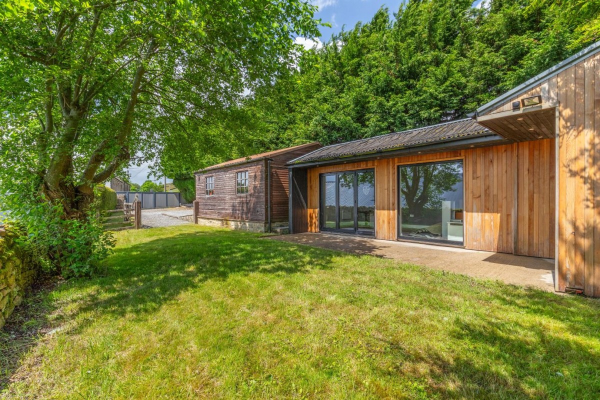 Whitecroft Barn, Otley Road, High Eldwick, Bingley