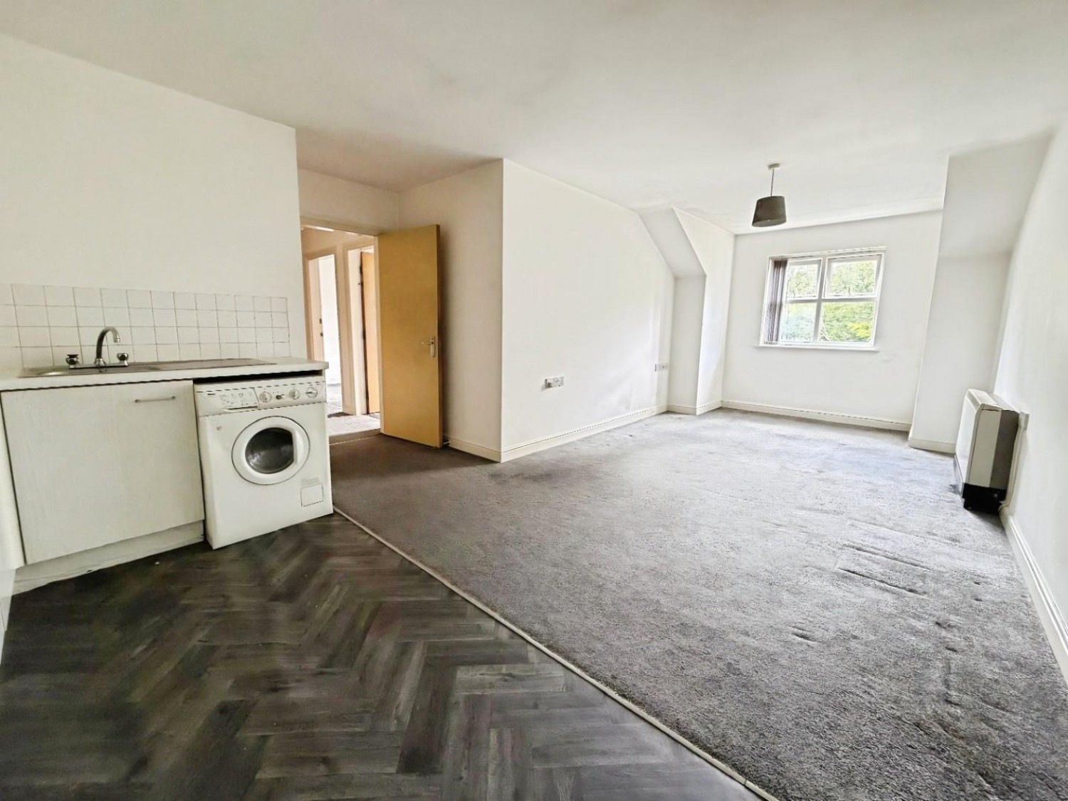 1 New Belvedere Close, Manchester, M32 0EG