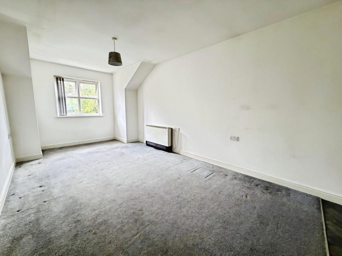 1 New Belvedere Close, Manchester, M32 0EG
