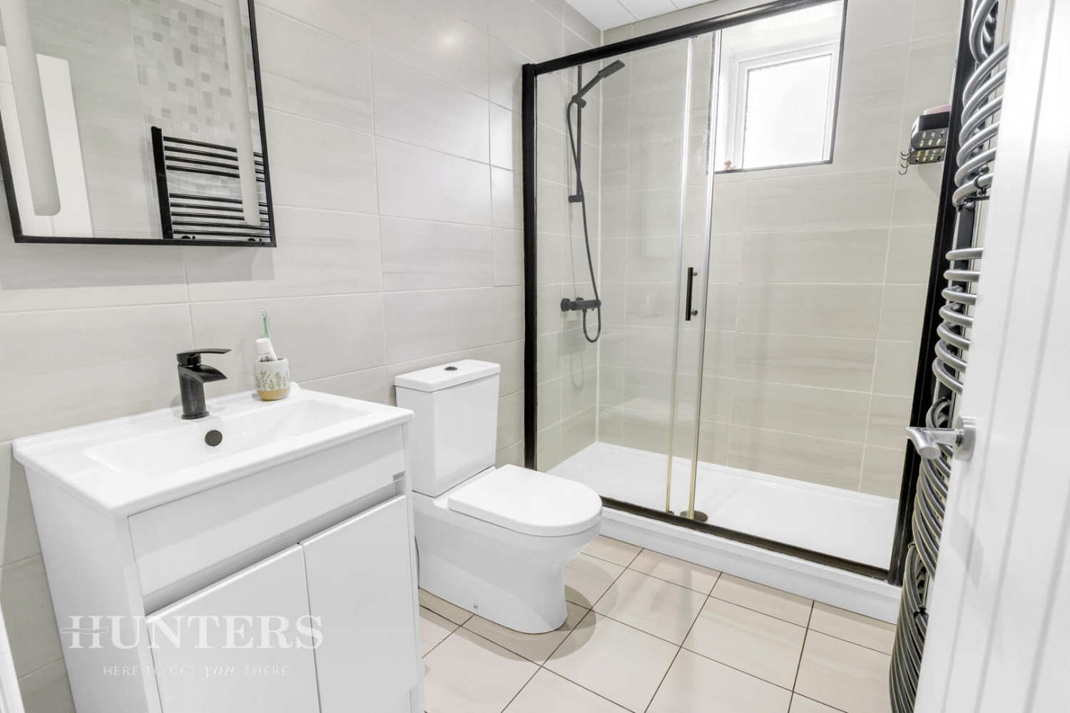 Smithy Bridge Road, Smithy Bridge, OL15 8QF