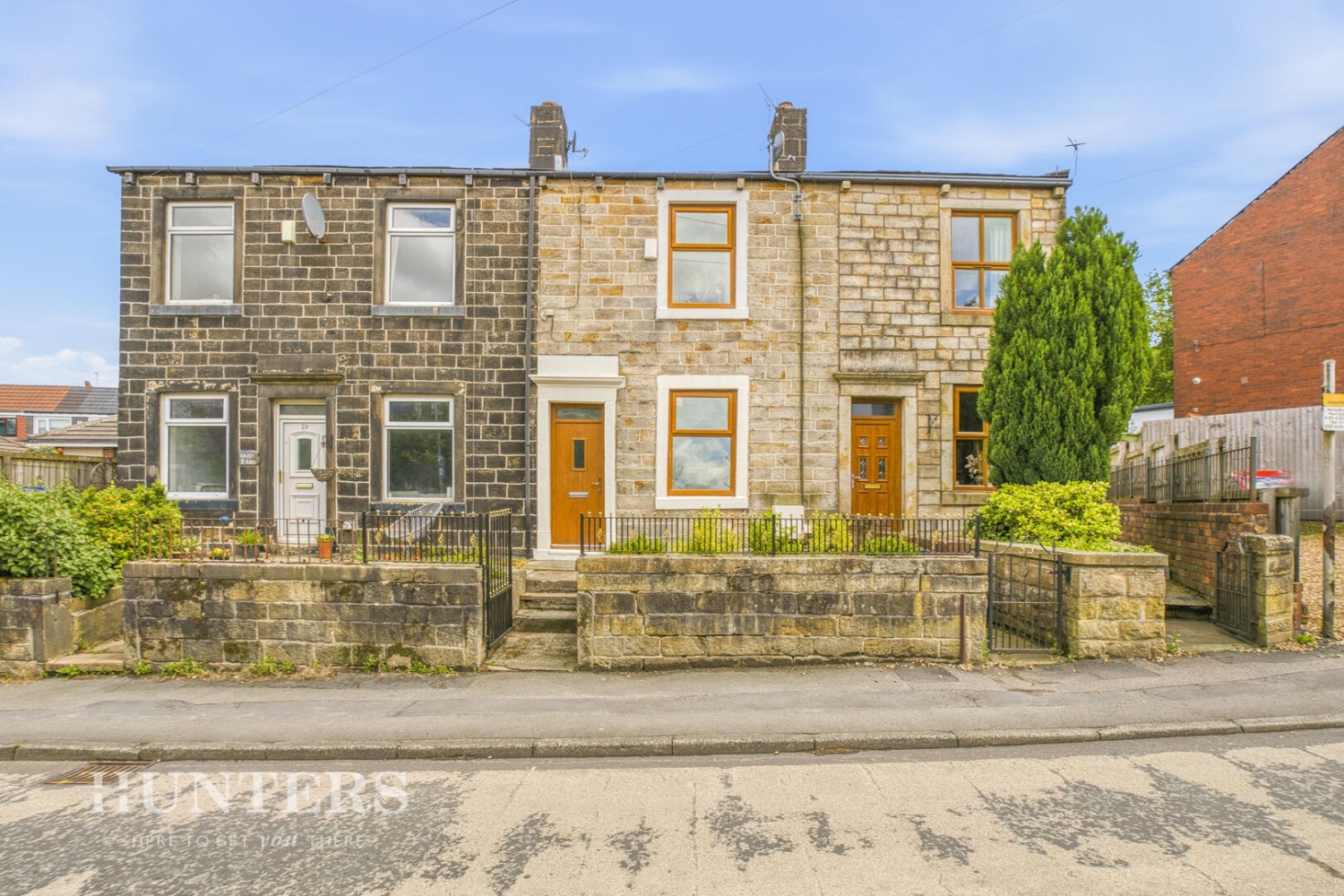 Smithy Bridge Road, Smithy Bridge, OL15 8QF