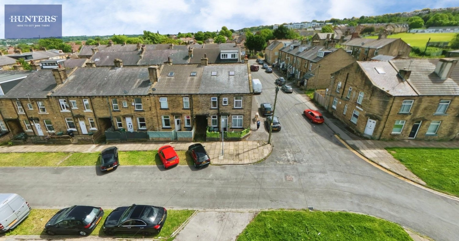 2 bedroom House for sale in Sowden Street, Bradford, West Yorkshire, BD7 3LX