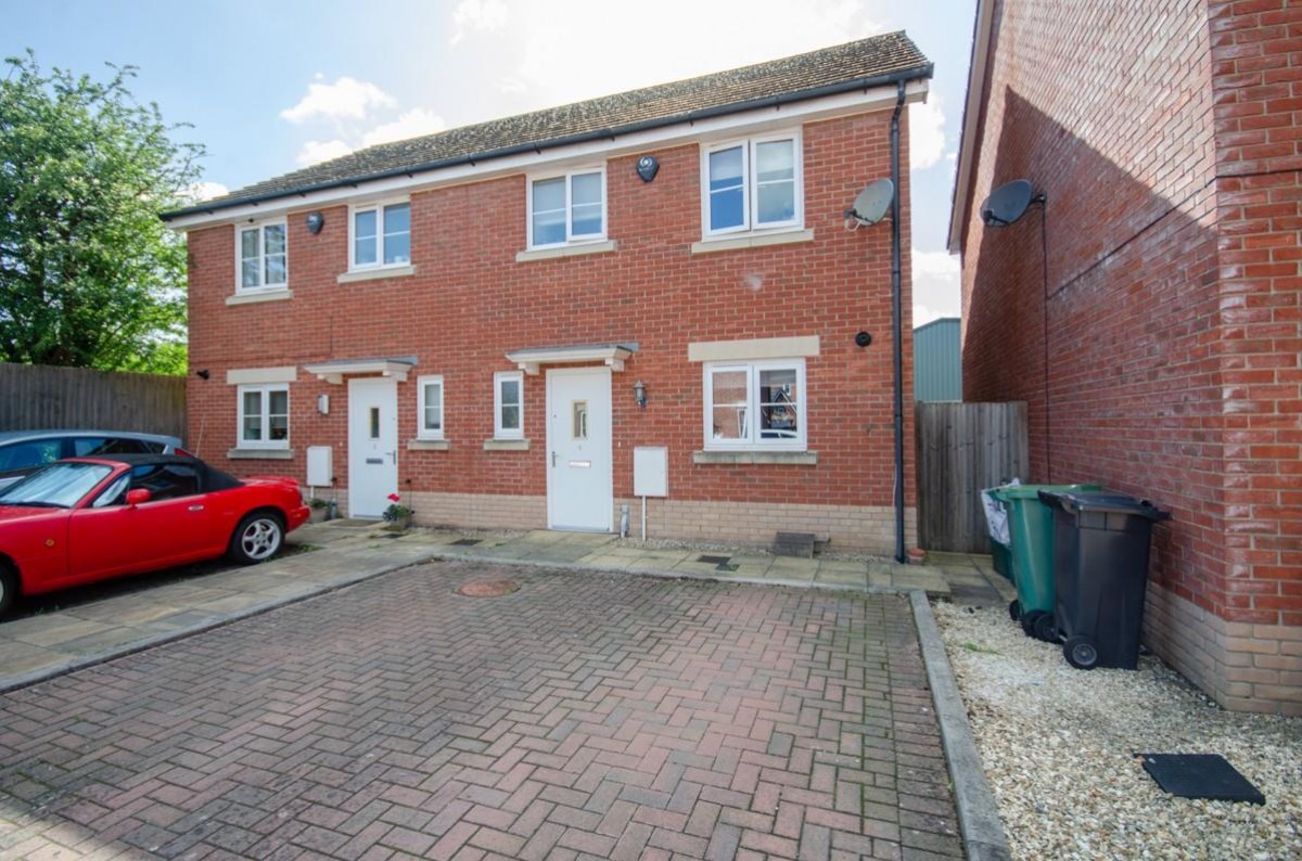 Mulberry Grove, Staple Hill, Bristol, BS16 4QF