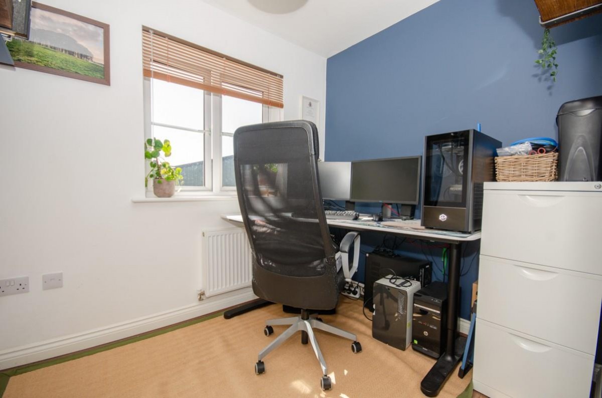 Mulberry Grove, Staple Hill, Bristol, BS16 4QF