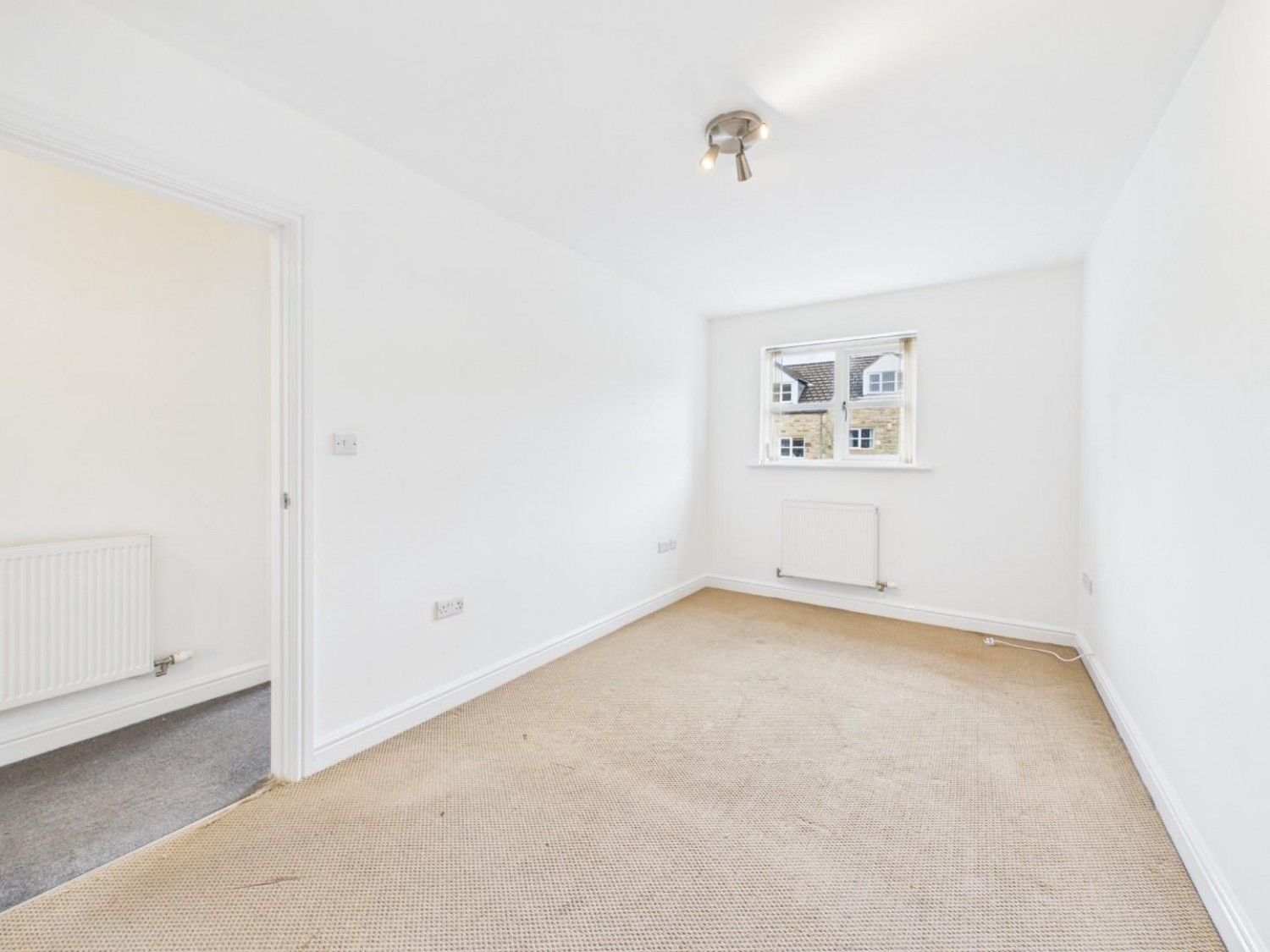 Pepper Hill Lea, Off Damens Road, Keighley