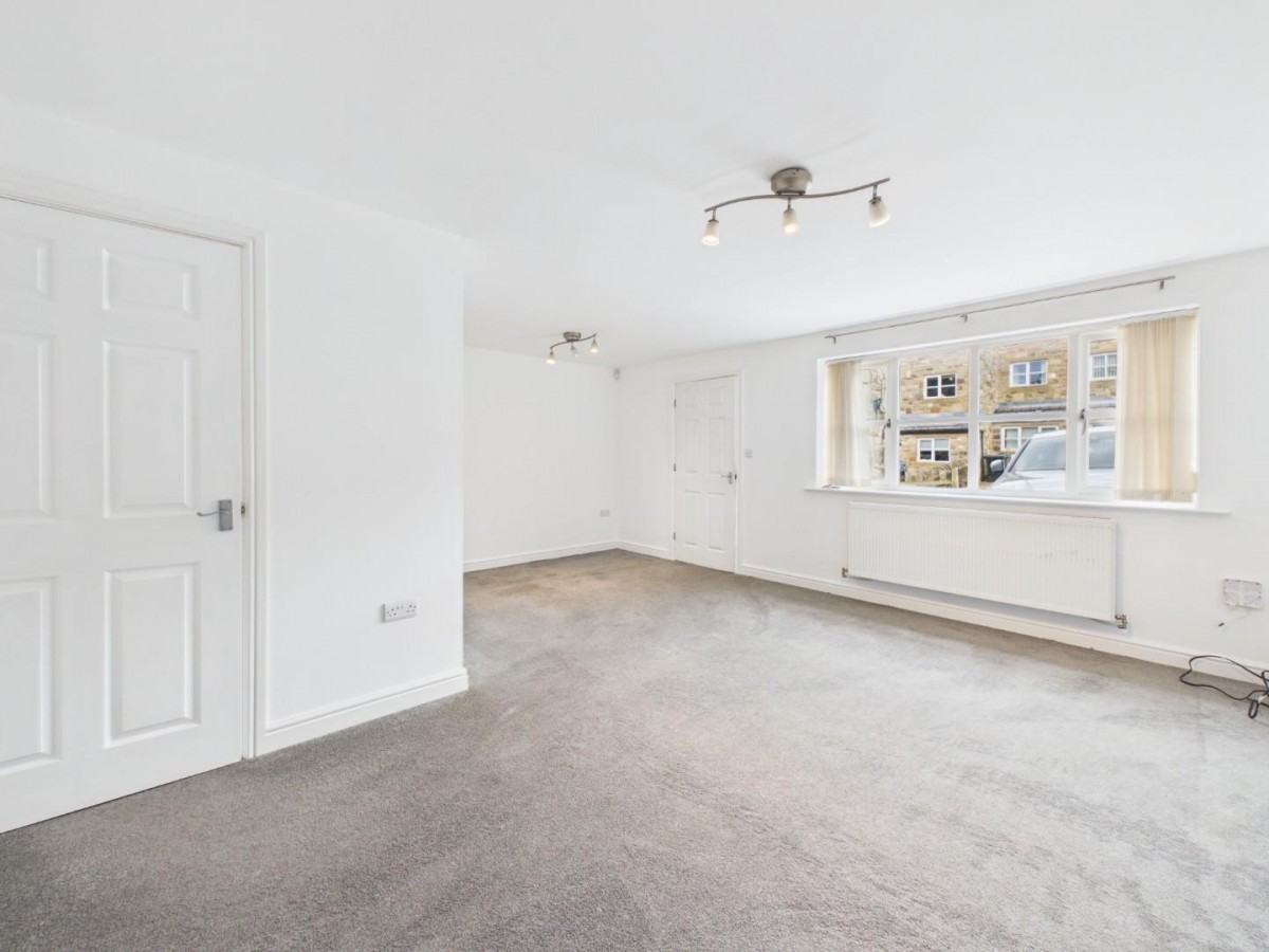 Pepper Hill Lea, Off Damens Road, Keighley