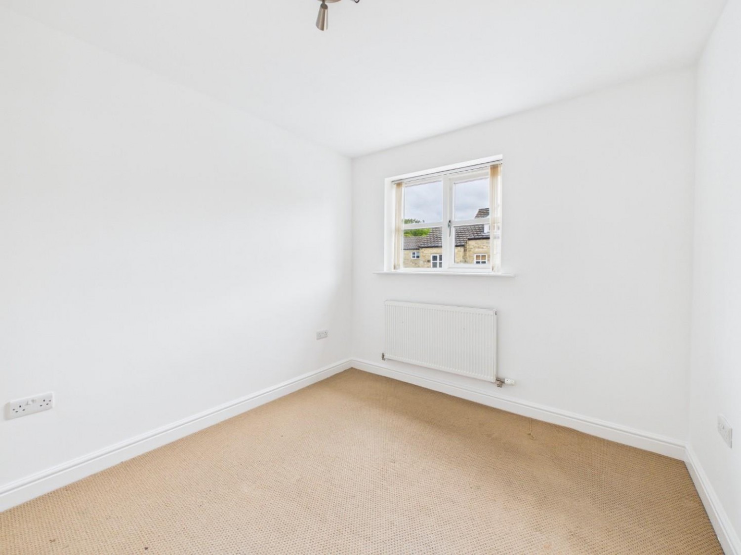 Pepper Hill Lea, Off Damens Road, Keighley