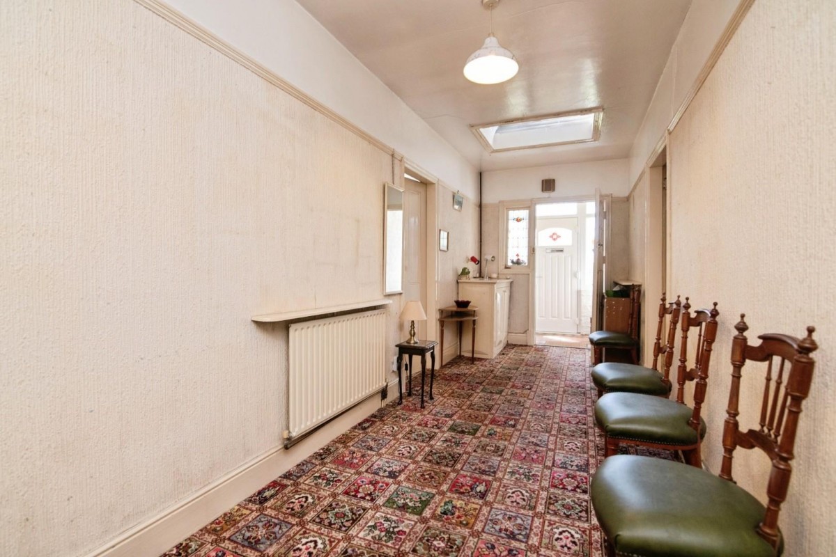 Himley Avenue, Dudley