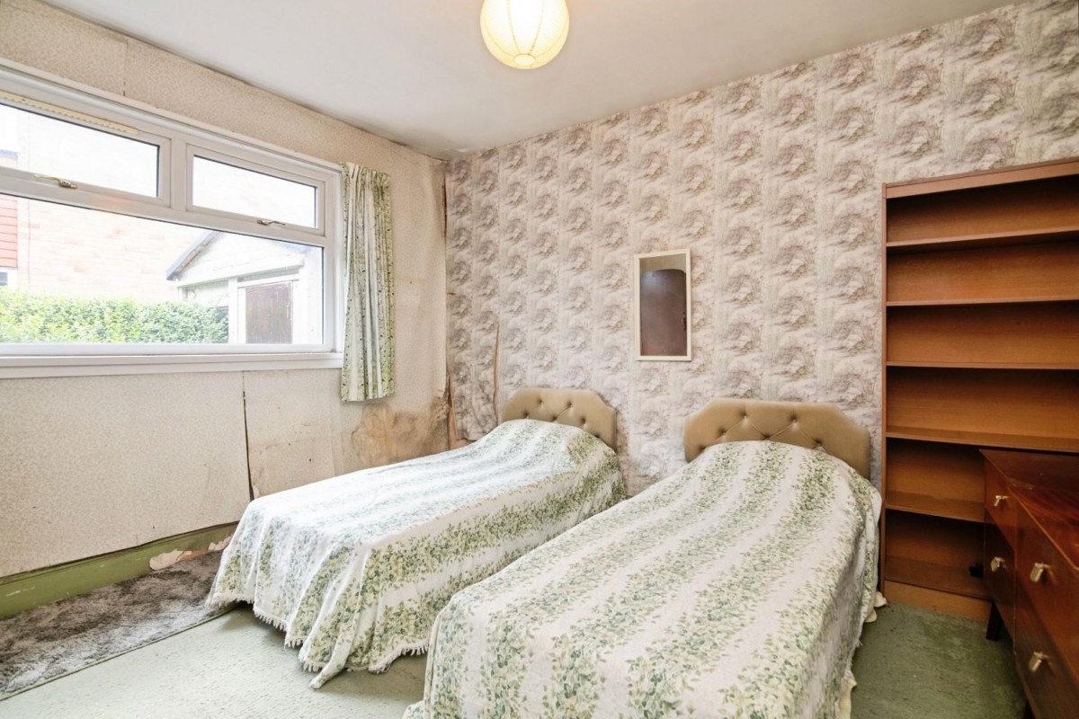 Himley Avenue, Dudley