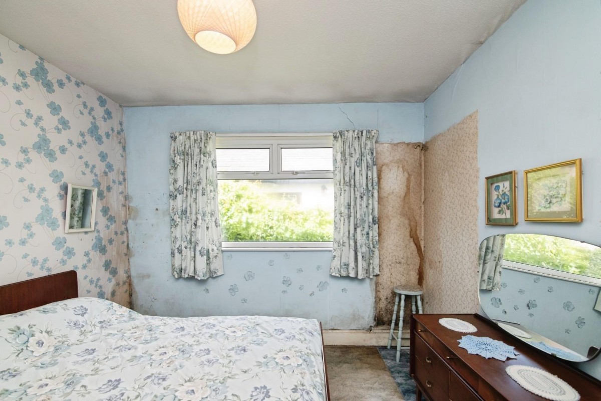Himley Avenue, Dudley