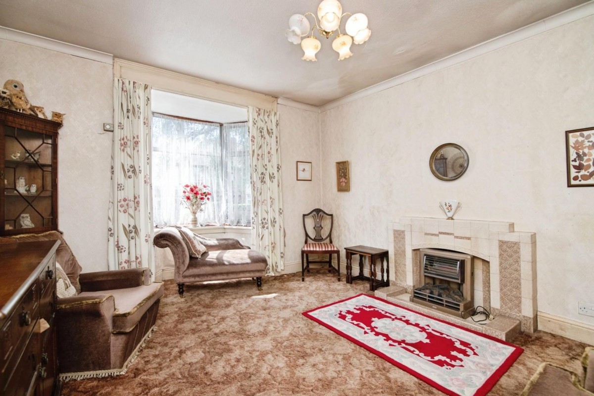 Himley Avenue, Dudley