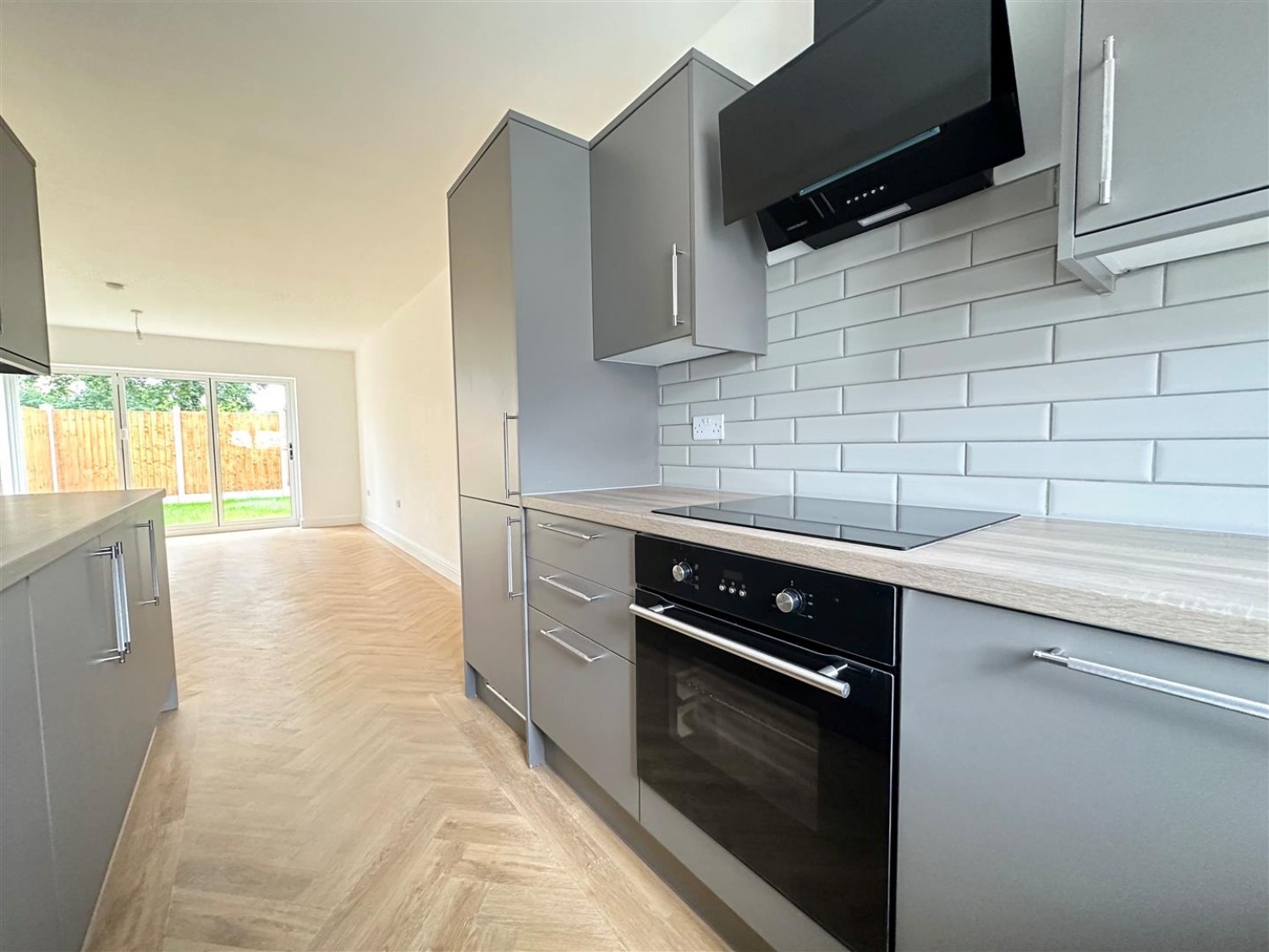 4 bedroom House to let in Scotts Road, Stourbridge