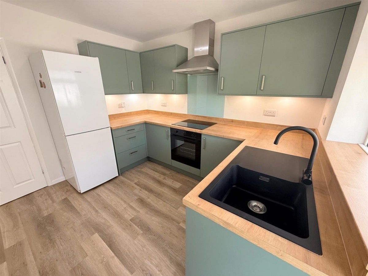 Lea Vale Road, Stourbridge, DY8 2AZ