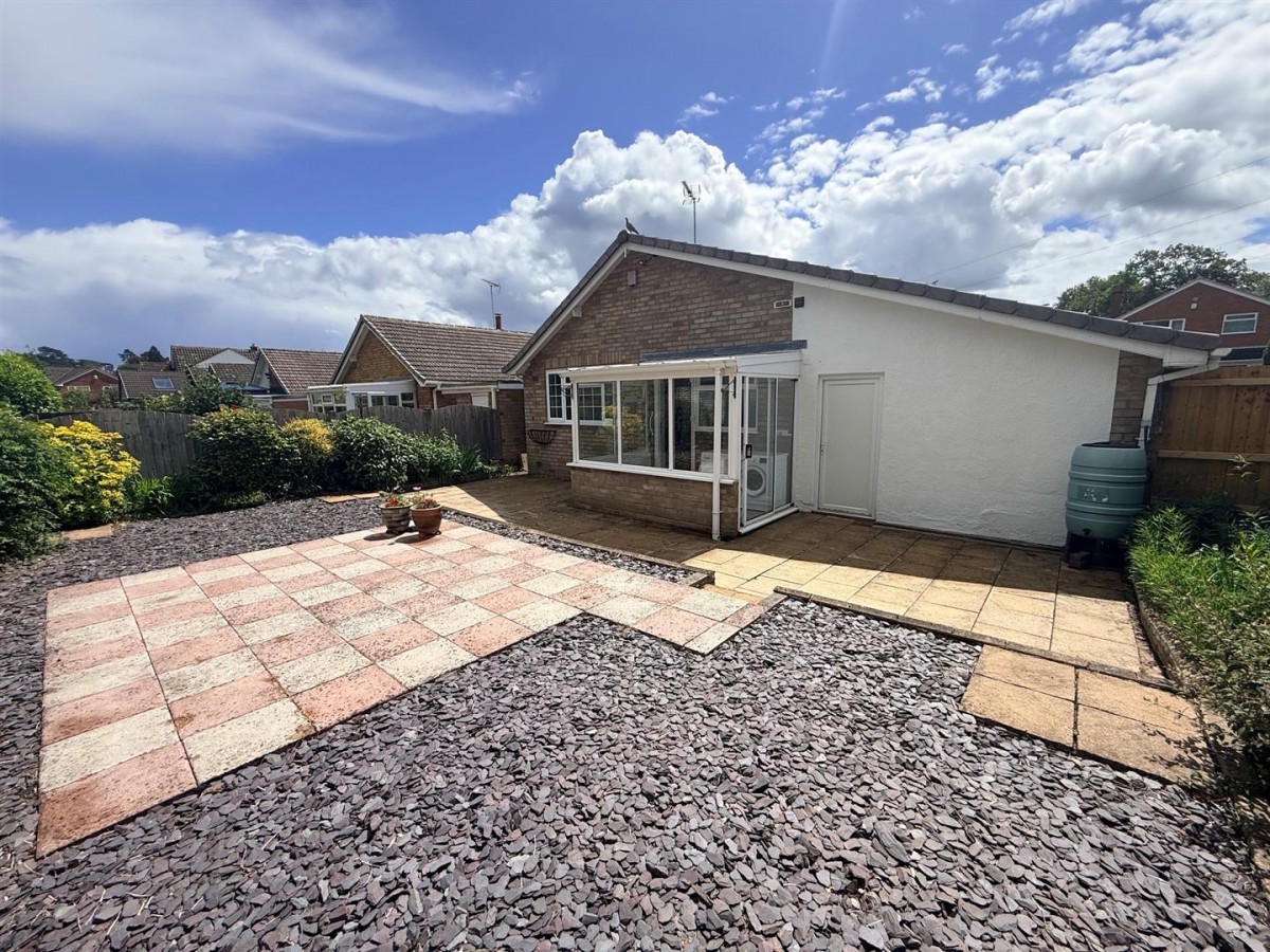 Lea Vale Road, Stourbridge, DY8 2AZ