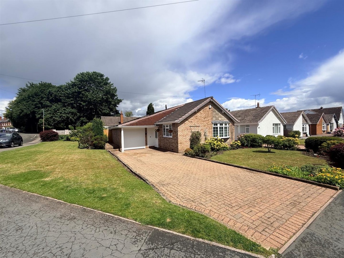 Lea Vale Road, Stourbridge, DY8 2AZ
