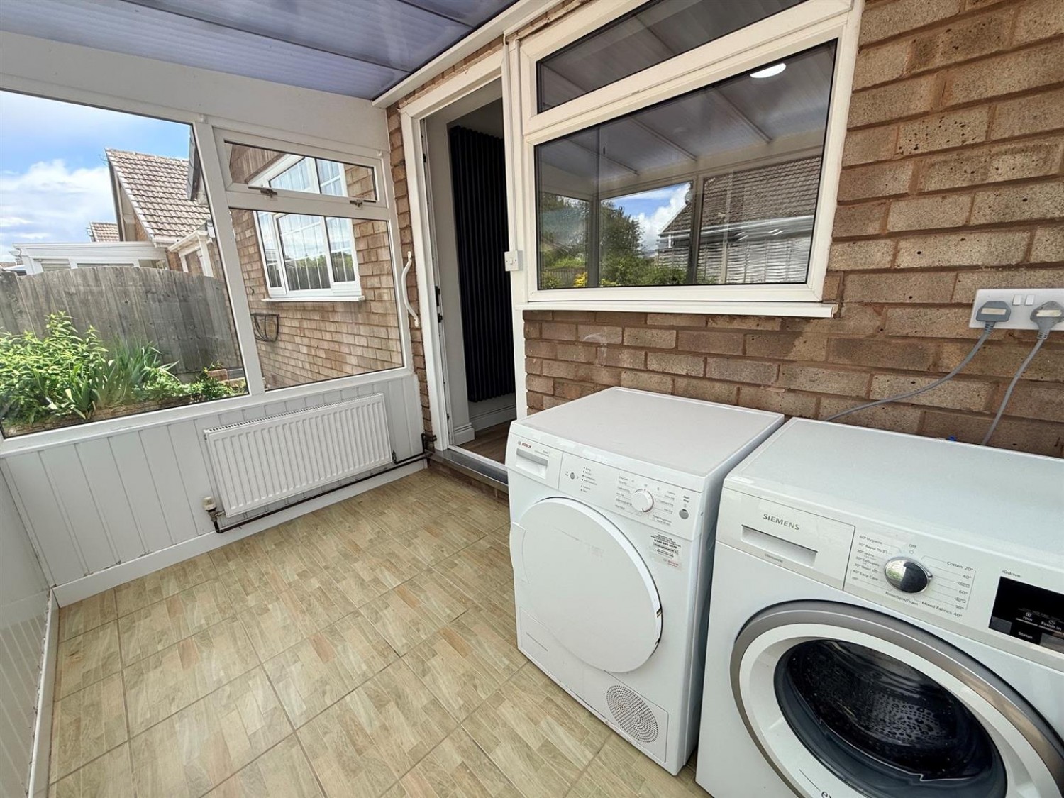 Lea Vale Road, Stourbridge, DY8 2AZ