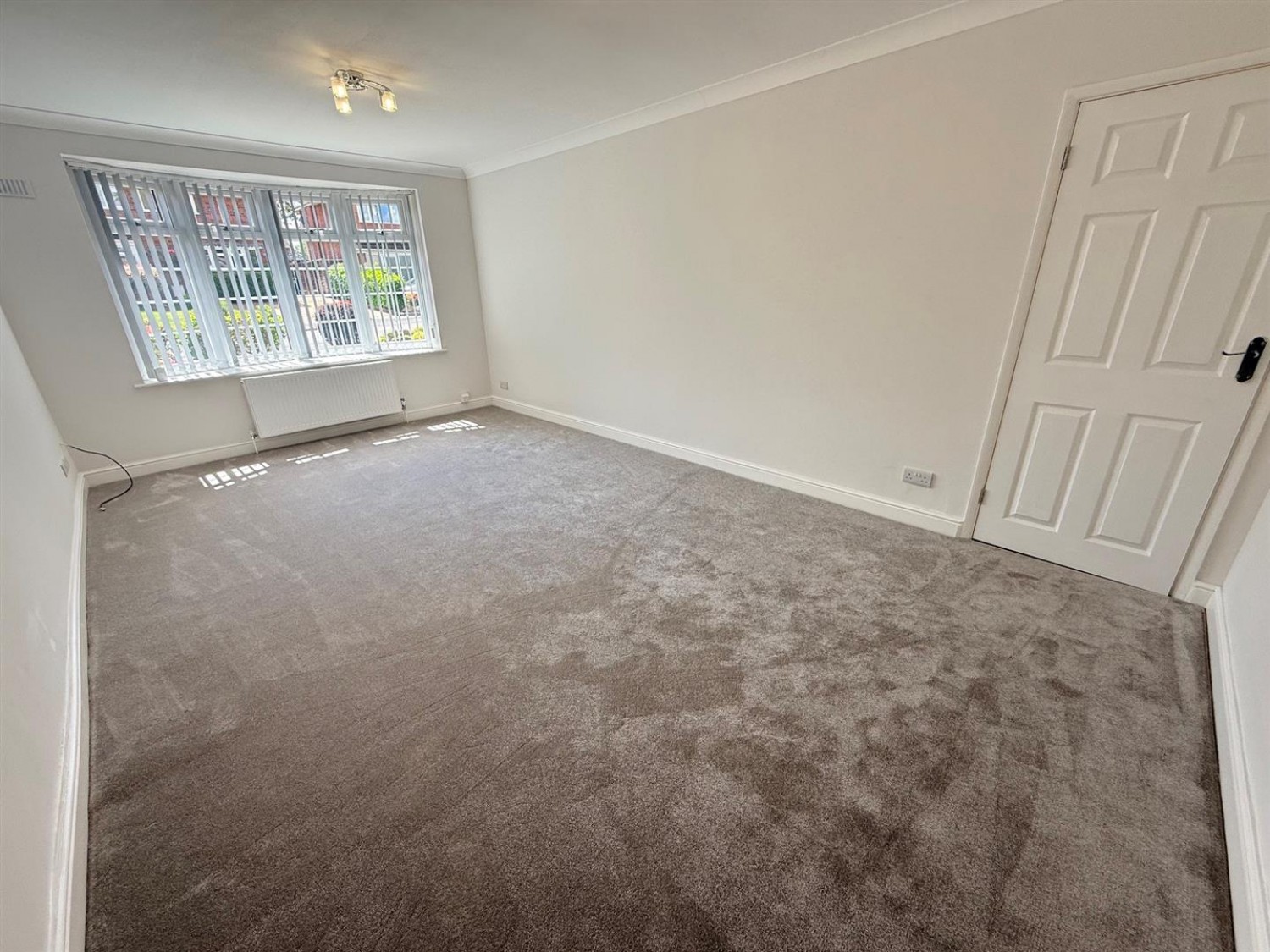 Lea Vale Road, Stourbridge, DY8 2AZ