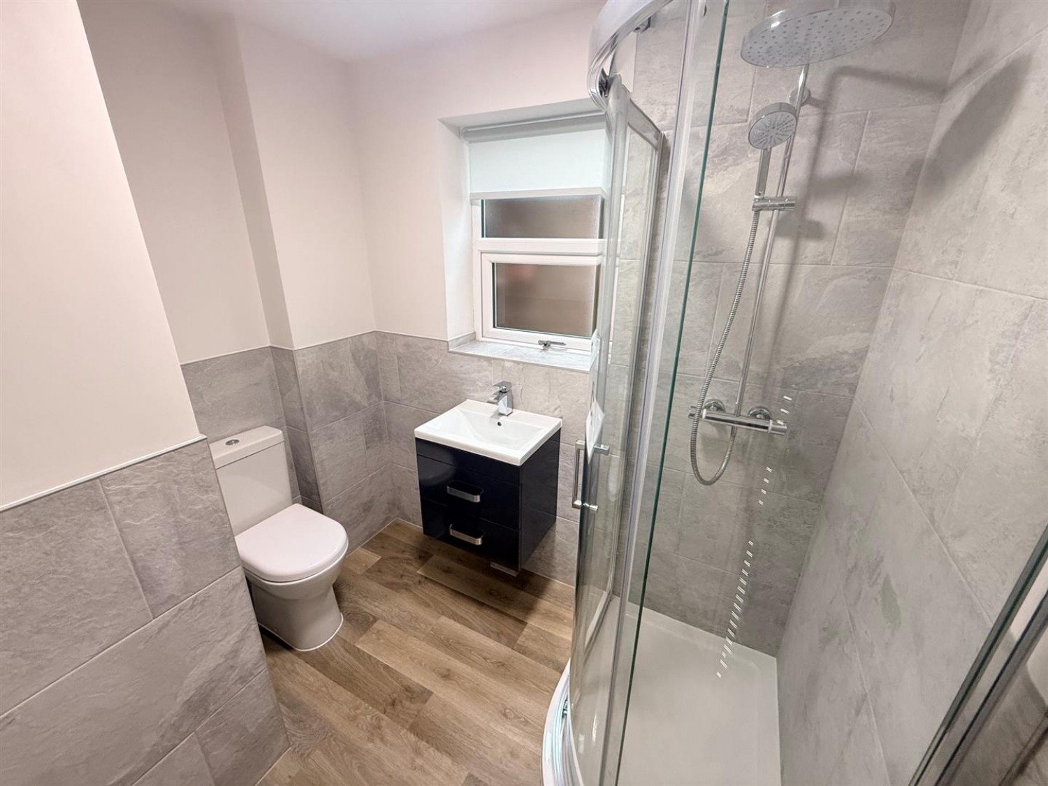 Lea Vale Road, Stourbridge, DY8 2AZ