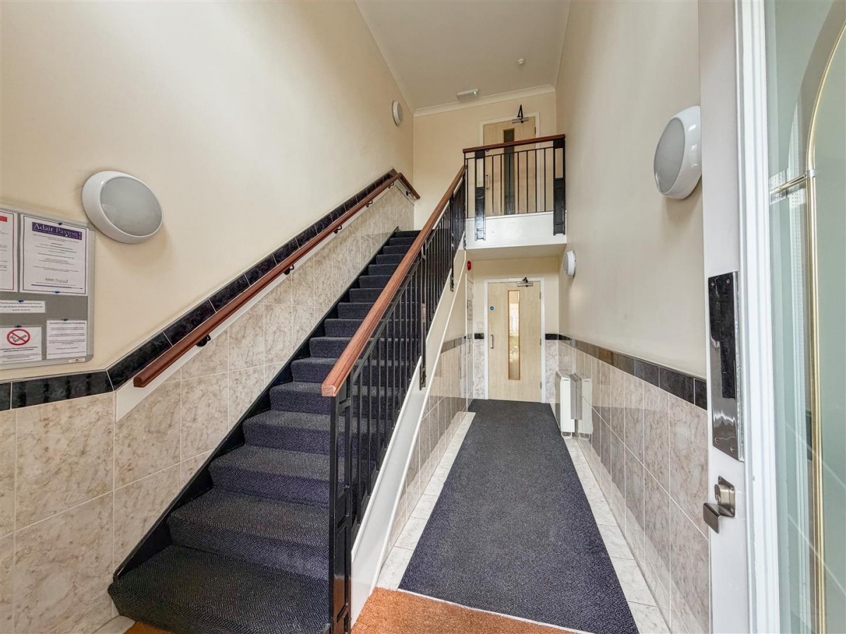 Oak Tree Court, Haxby, York