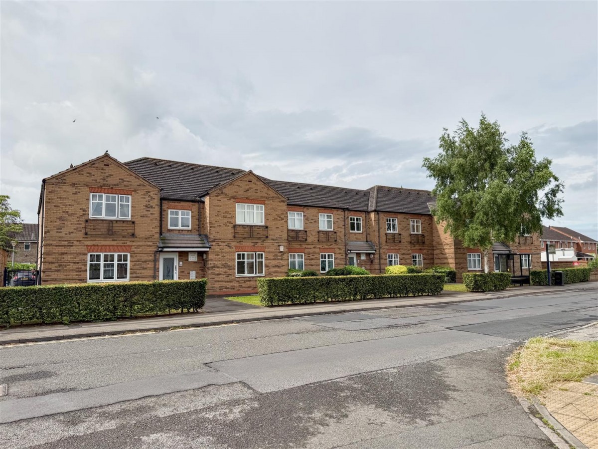 Oak Tree Court, Haxby, York