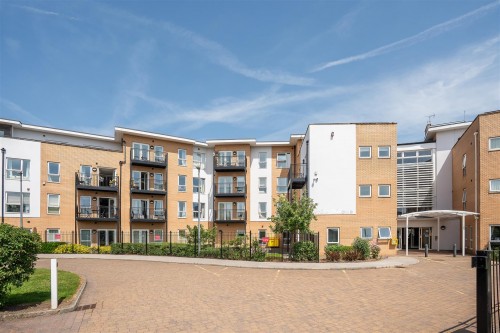 Flat 1, 70, Dyche Road Sheffield, S8 8DS