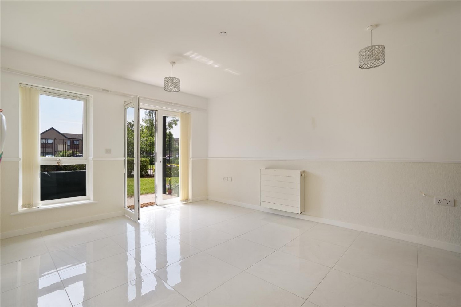 Flat 1, 70, Dyche Road Sheffield, S8 8DS