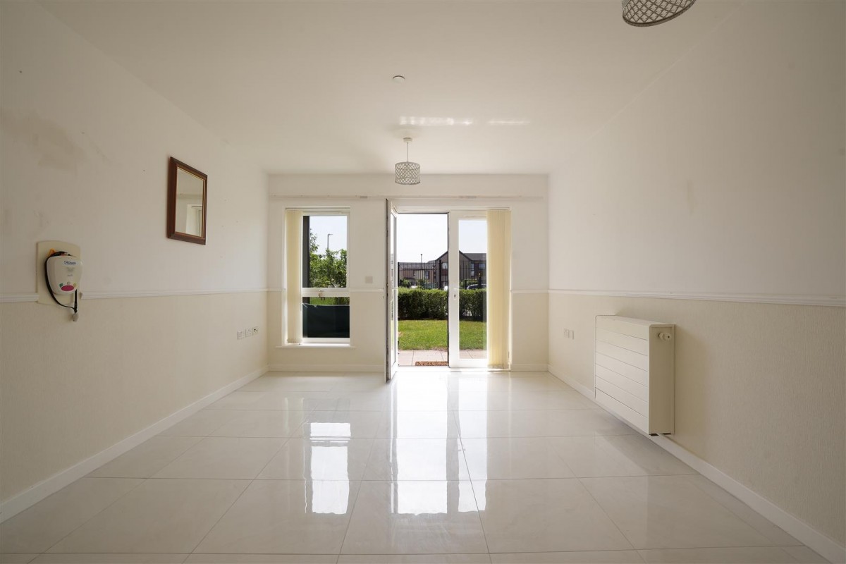 Flat 1, 70, Dyche Road Sheffield, S8 8DS