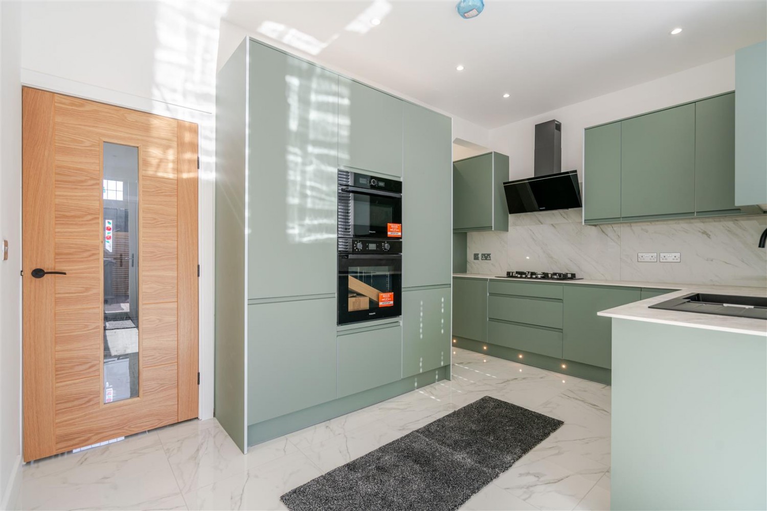 Lilford St, Leigh