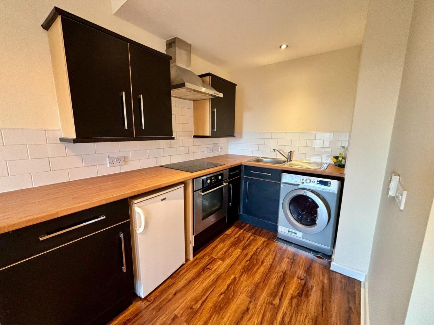 Tempera, 152 Lawrence Hill, Bristol BS5 0DN