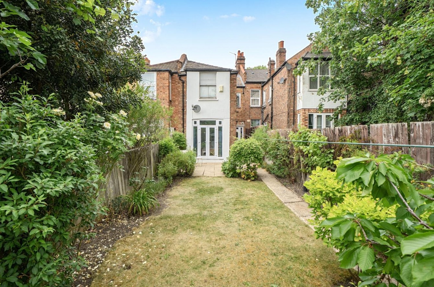 Brownhill Road, London, SE6 1AU