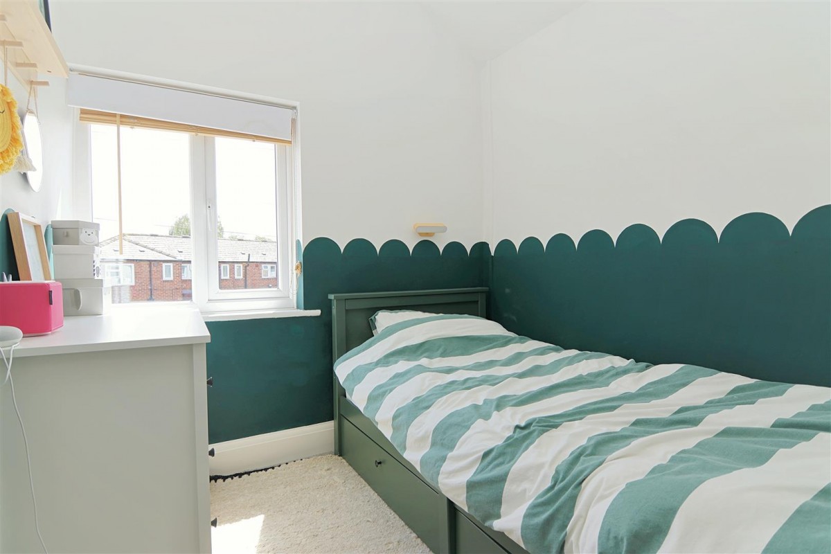 Hawkswood Crescent, Leeds
