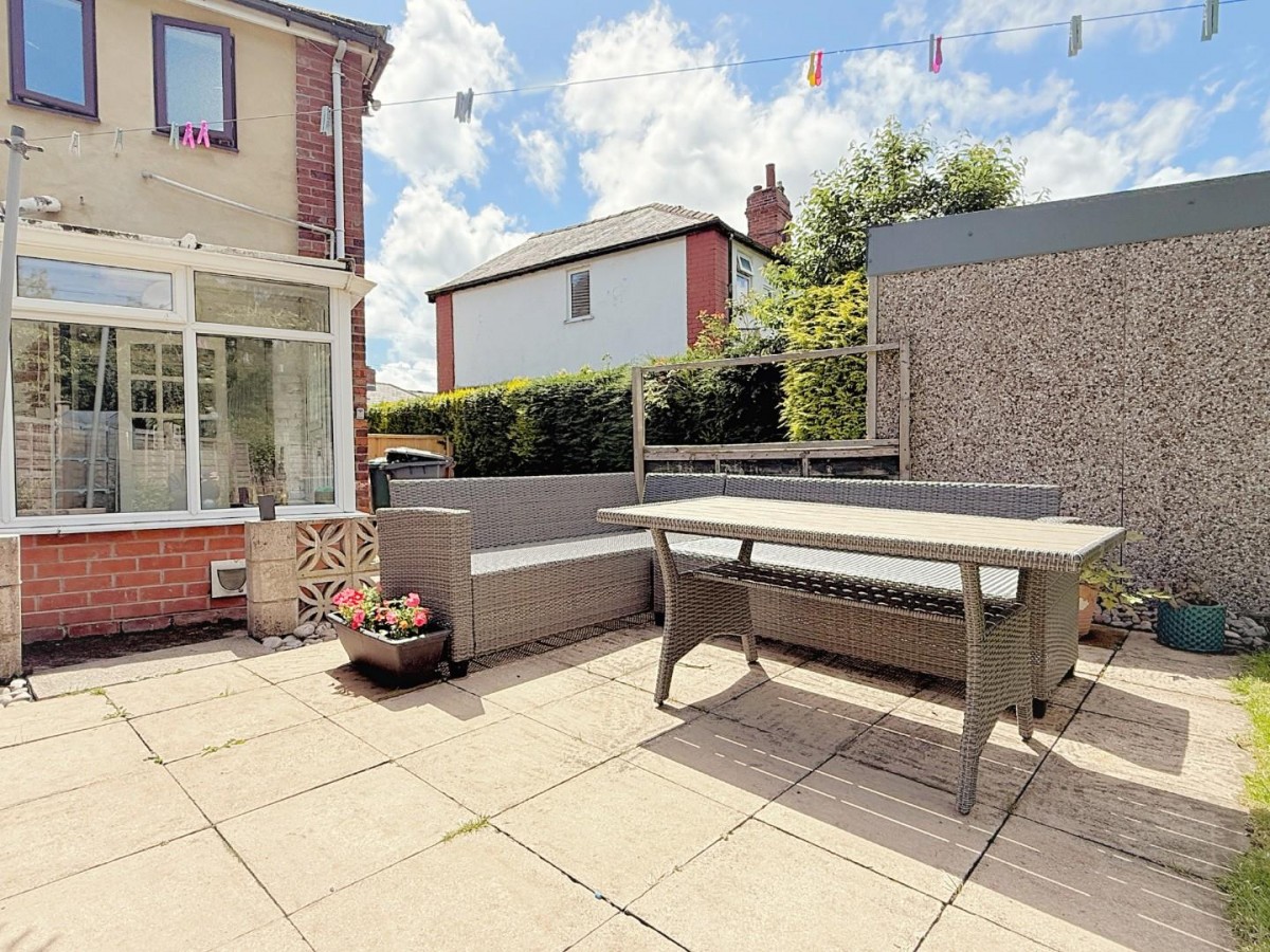 Hawkswood Crescent, Leeds