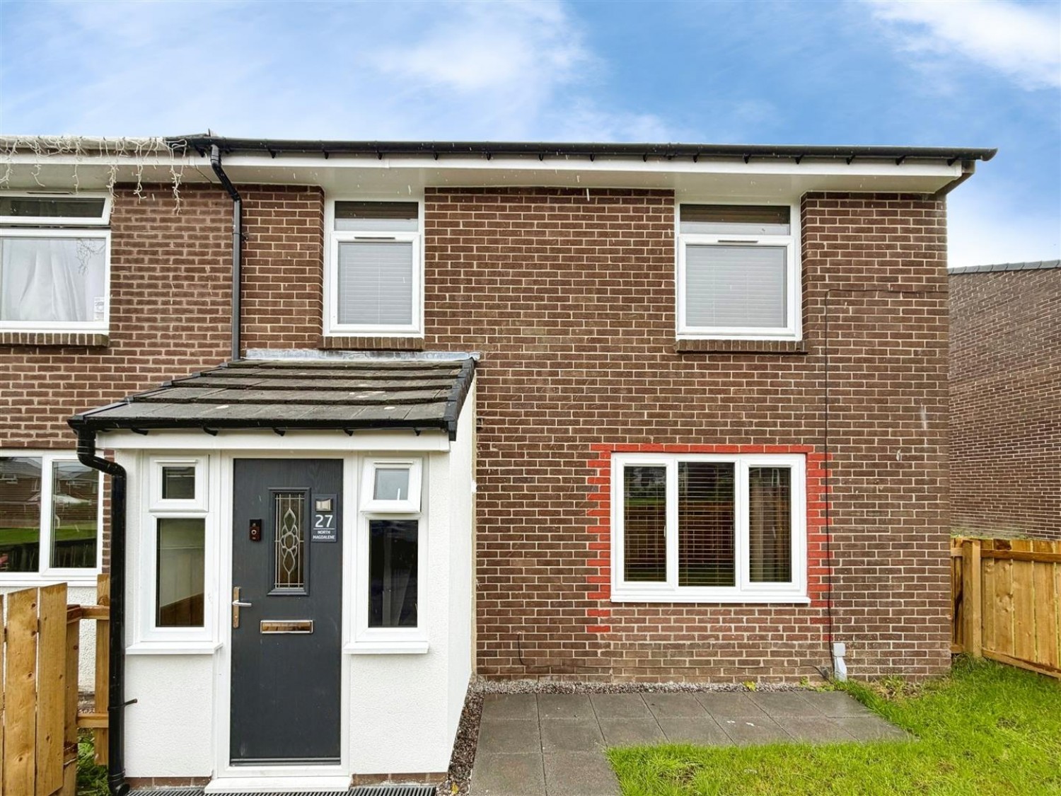 North Magdalene, Consett
