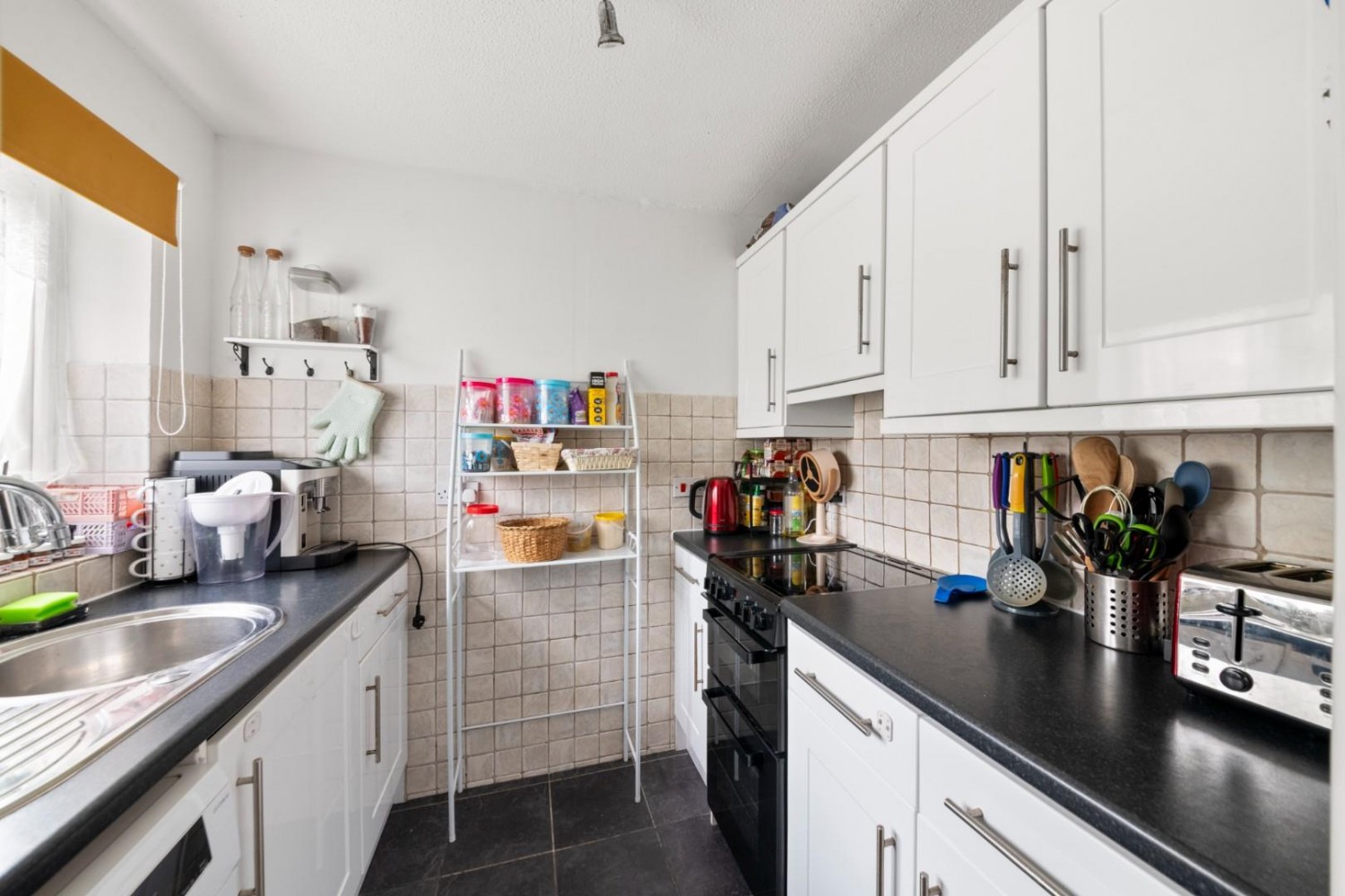 Harecastle Close, Yeading, Middlesex, UB4 9RE