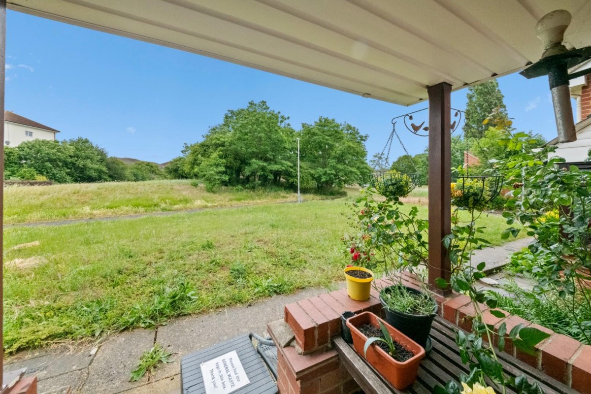 Harecastle Close, Yeading, Middlesex, UB4 9RE