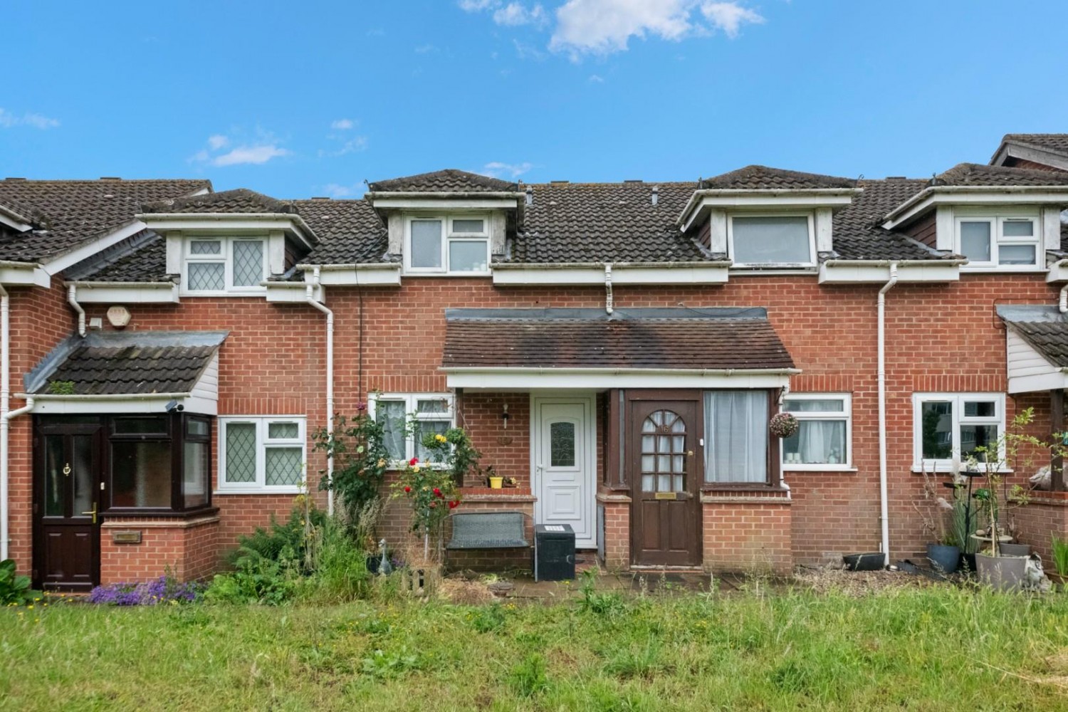 Harecastle Close, Yeading, Middlesex, UB4 9RE