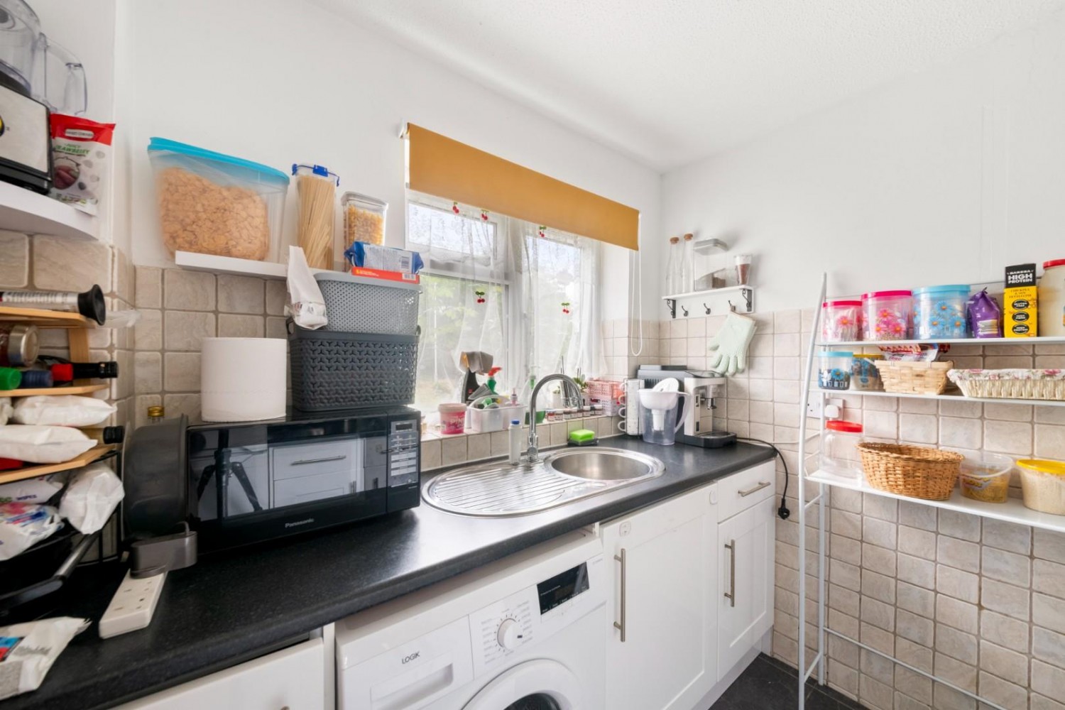Harecastle Close, Yeading, Middlesex, UB4 9RE